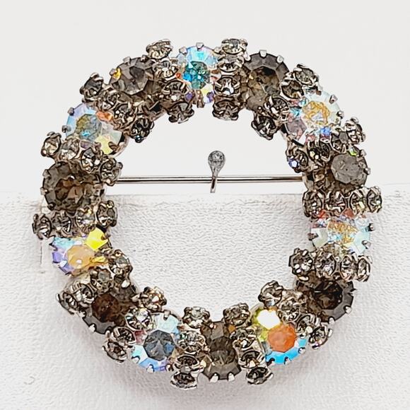 Vintage AB Rhinestone Circle Brooch Silver Tone Aurora Borealis Crystals – 1.5” - Picture 5 of 9